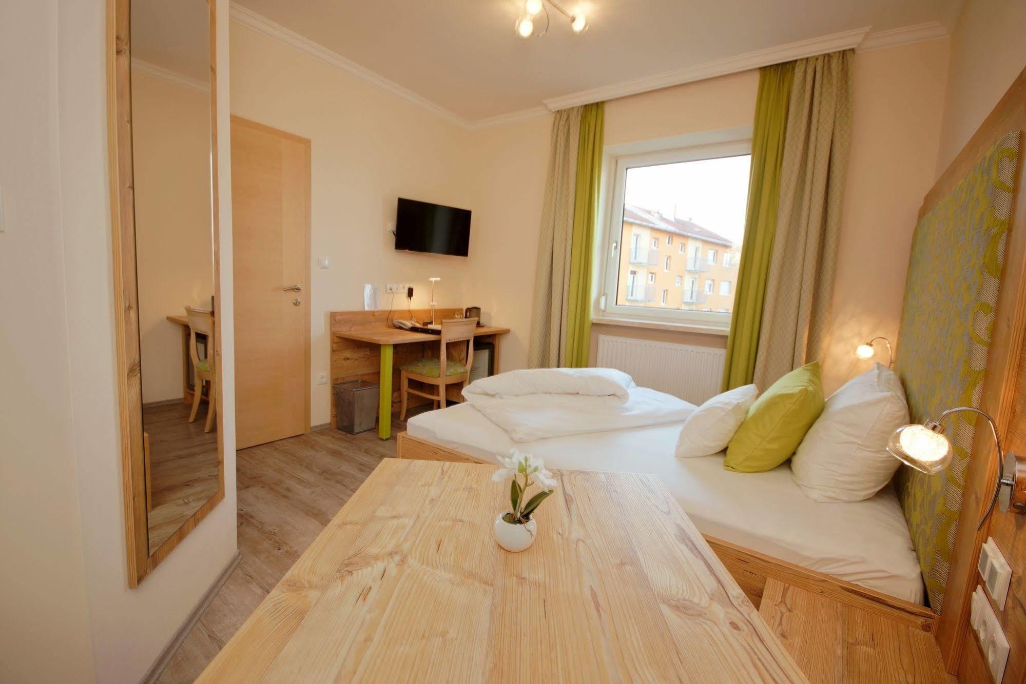 Der Marienhof Hotel Garni Graz Exterior photo